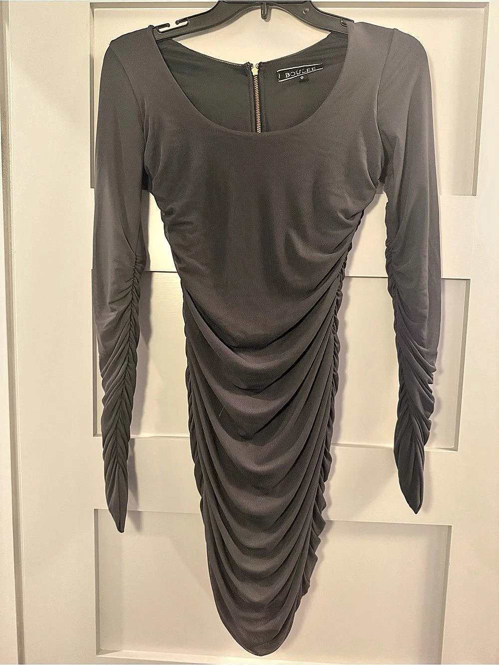 Boulee Gray Ruched Bodycon Mini Dress Long Sleeve - Size 0